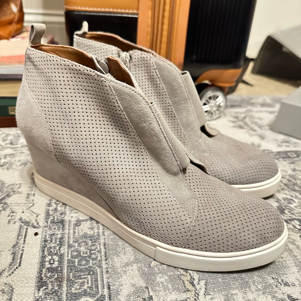 Linea Paolo Wedge Sneakers